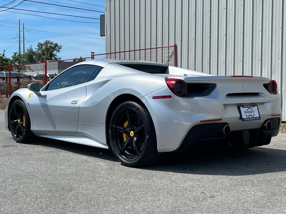 2017 Ferrari 488 Spider - Image 7 of 20