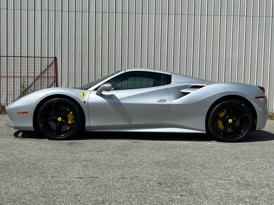 2017 Ferrari 488 Spider - Image 8 of 19