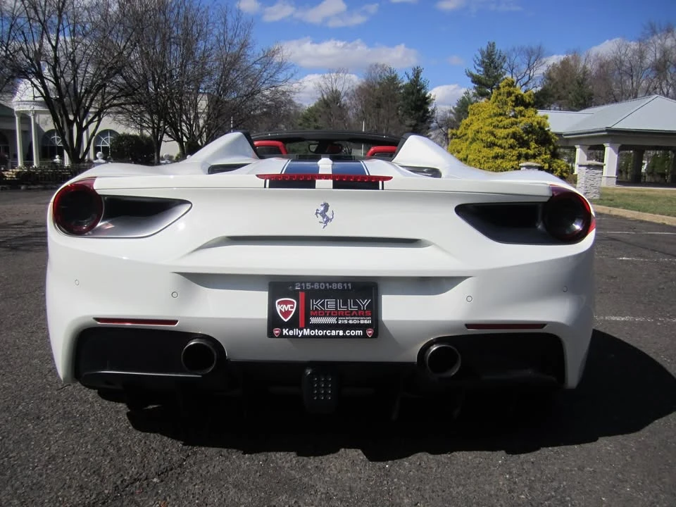 2017 Ferrari 488 Spider - Image 4 of 20