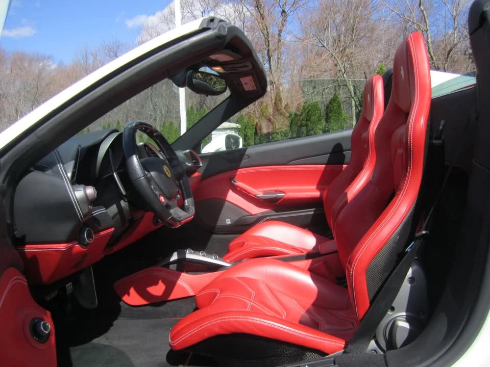 2017 Ferrari 488 Spider - Image 14 of 20
