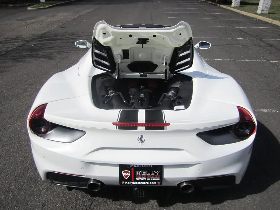 2017 Ferrari 488 Spider - Image 17 of 20