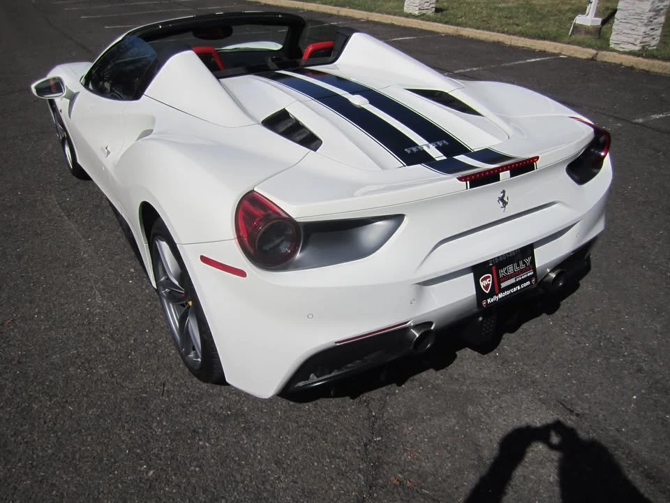 2017 Ferrari 488 Spider - Image 5 of 20