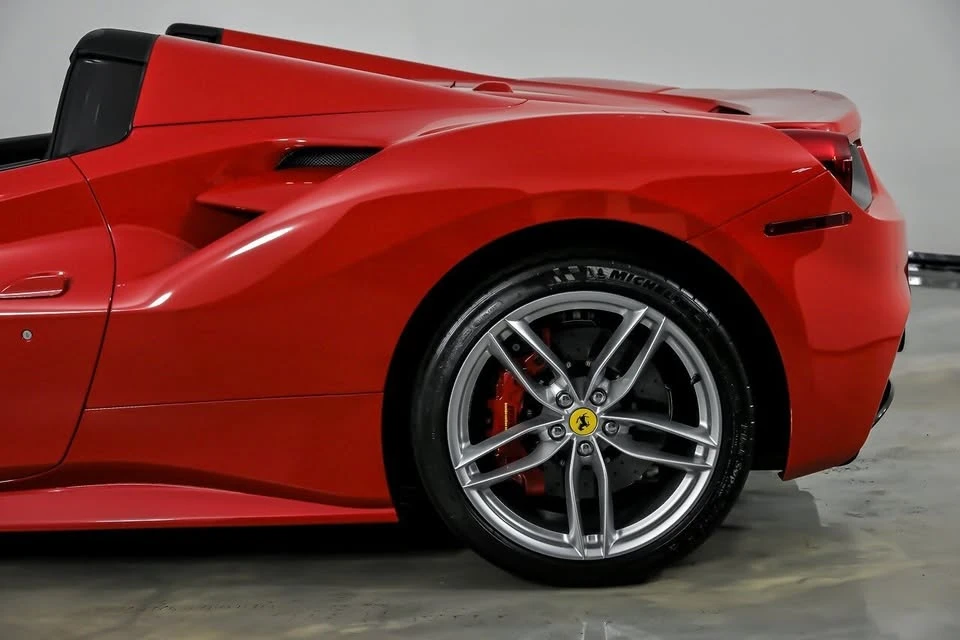 2017 Ferrari 488 Spider - Image 9 of 20