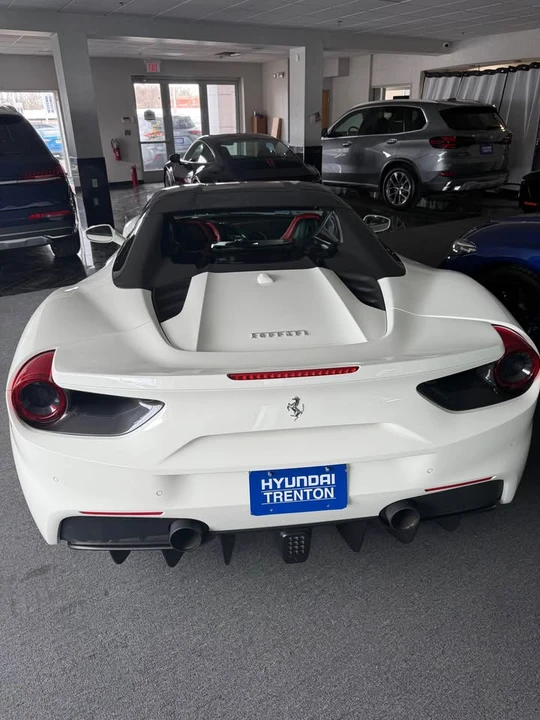2017 Ferrari 488 Spider - Image 8 of 10