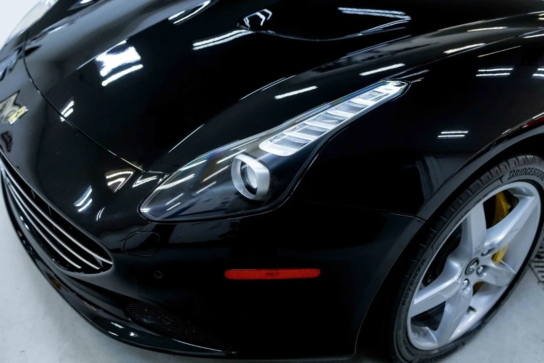 2017 Ferrari California T - Image 15 of 21