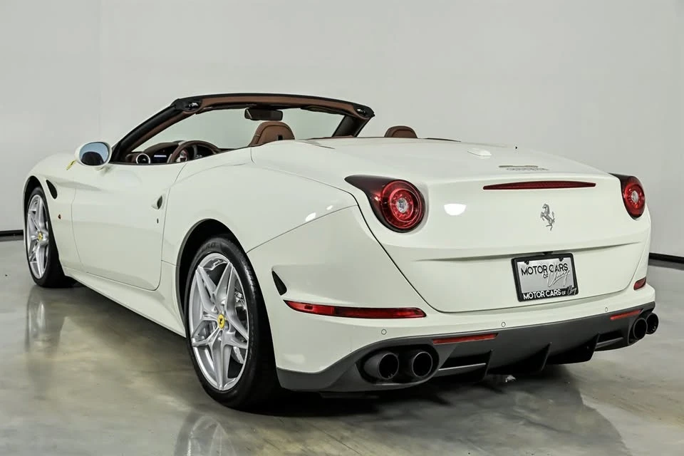 2017 Ferrari California T - Image 7 of 20