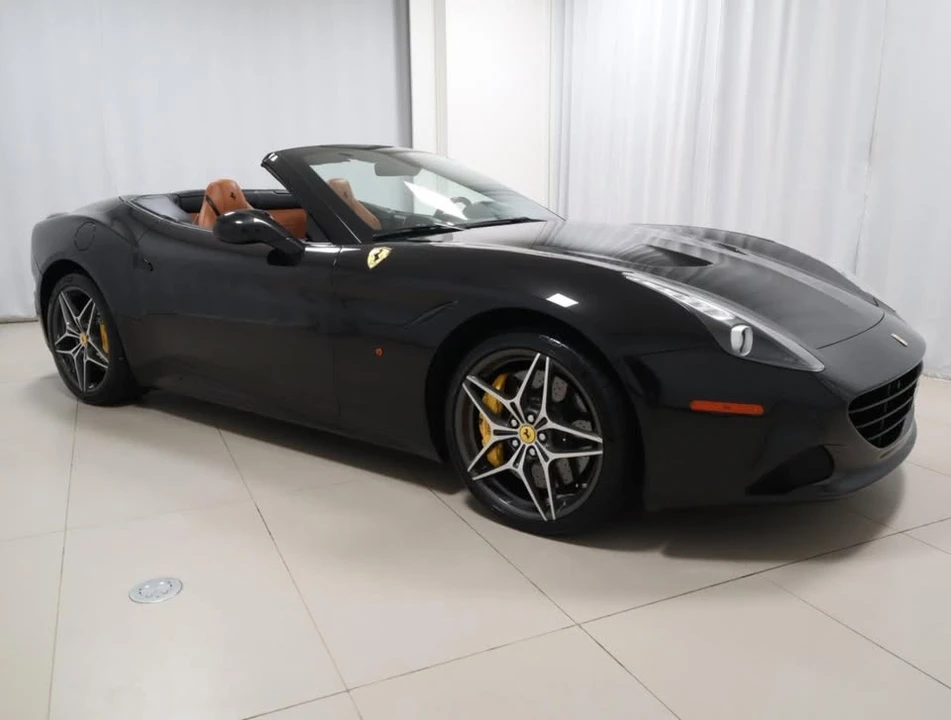 2017 Ferrari California T - Image 6 of 20