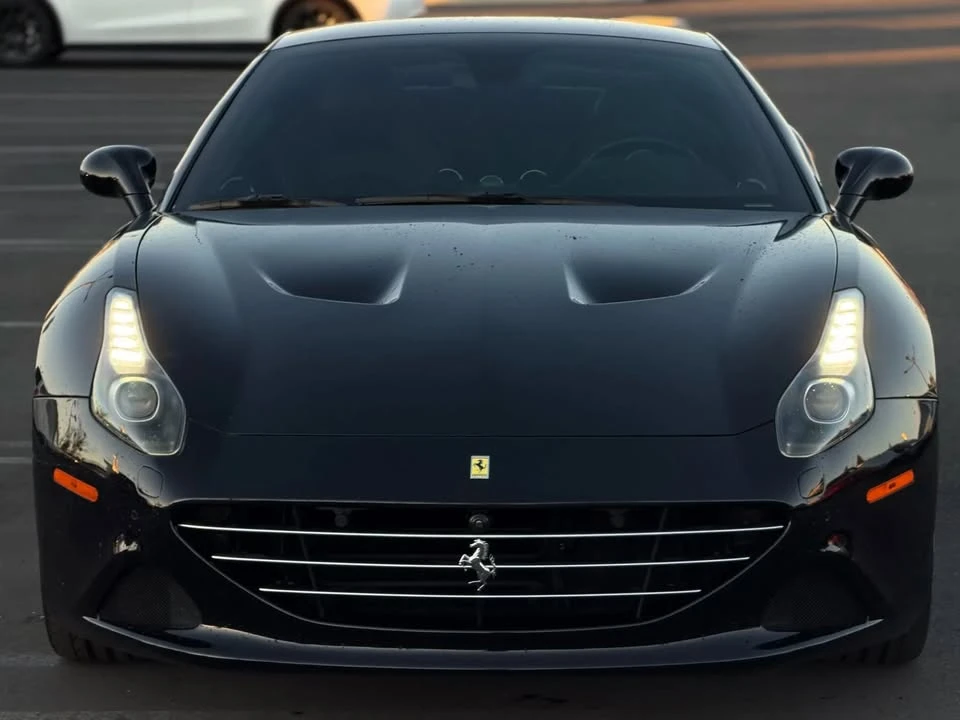 2017 Ferrari California T - Image 4 of 20