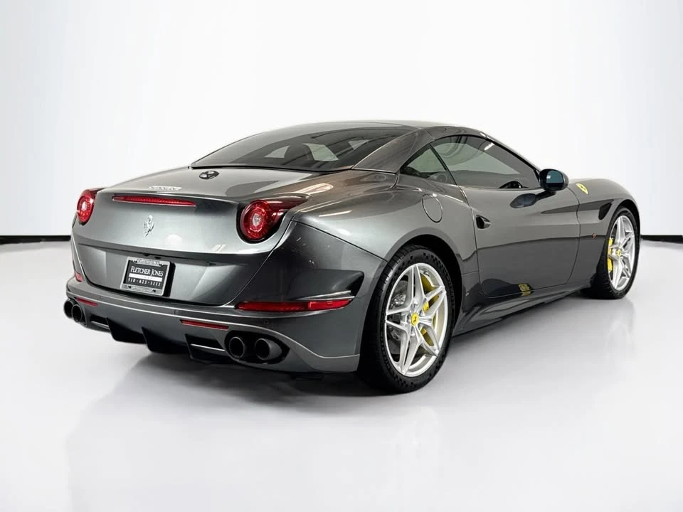 2017 Ferrari California T - Image 5 of 11