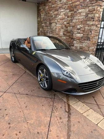 2017 Ferrari California T - Image 11 of 12