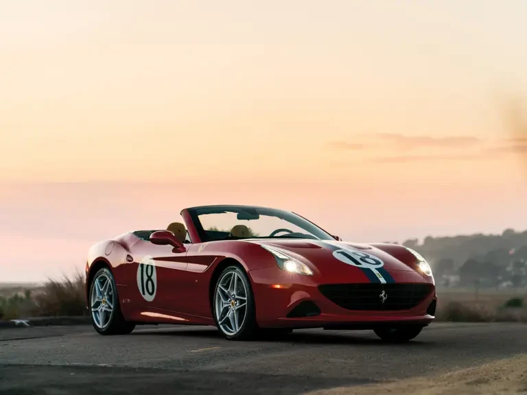 2017 Ferrari California T - Image 29 of 31