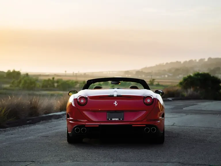 2017 Ferrari California T - Image 12 of 31