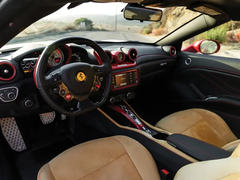 2017 Ferrari California T - Image 14 of 31
