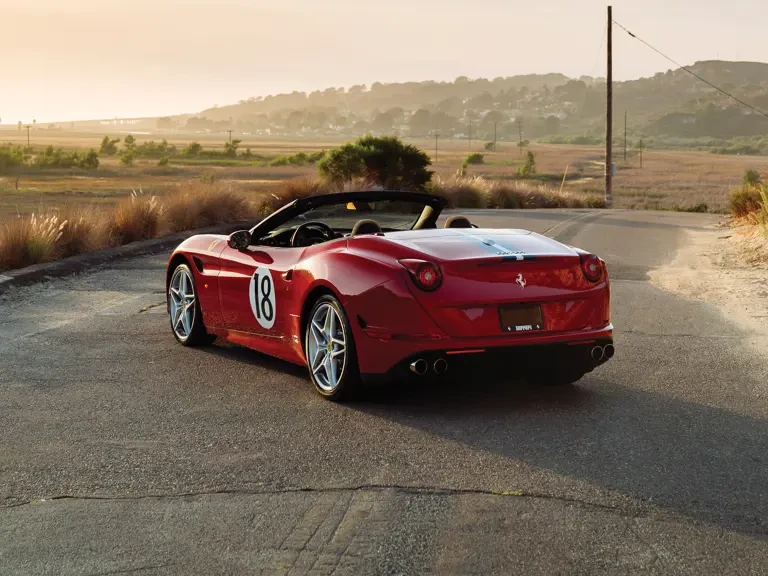 2017 Ferrari California T - Image 26 of 31