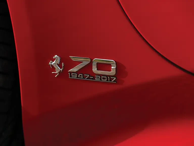 2017 Ferrari California T - Image 8 of 31