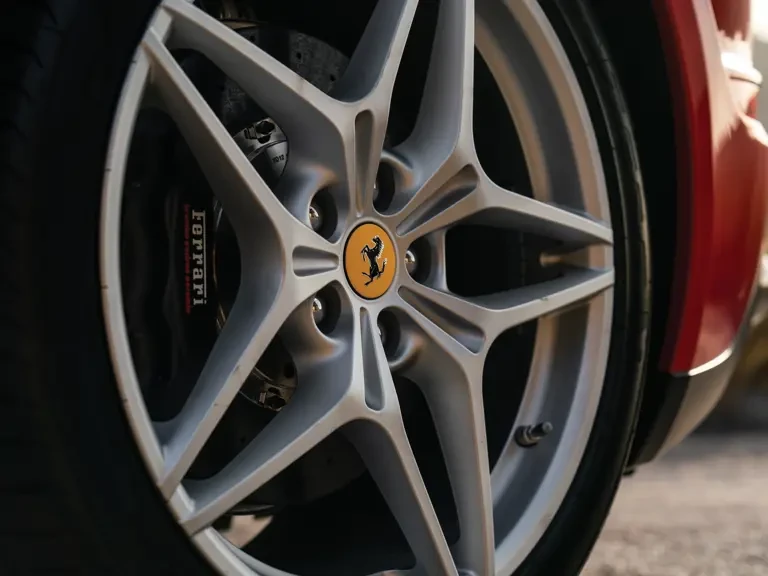 2017 Ferrari California T - Image 31 of 31