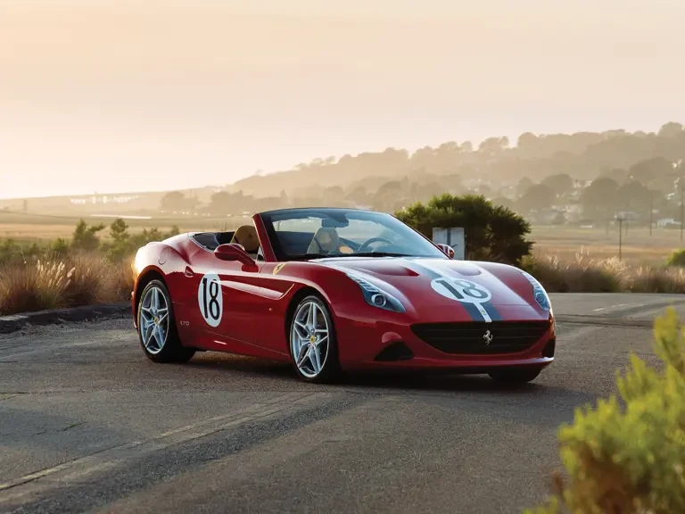 2017 Ferrari California T - Image 2 of 31