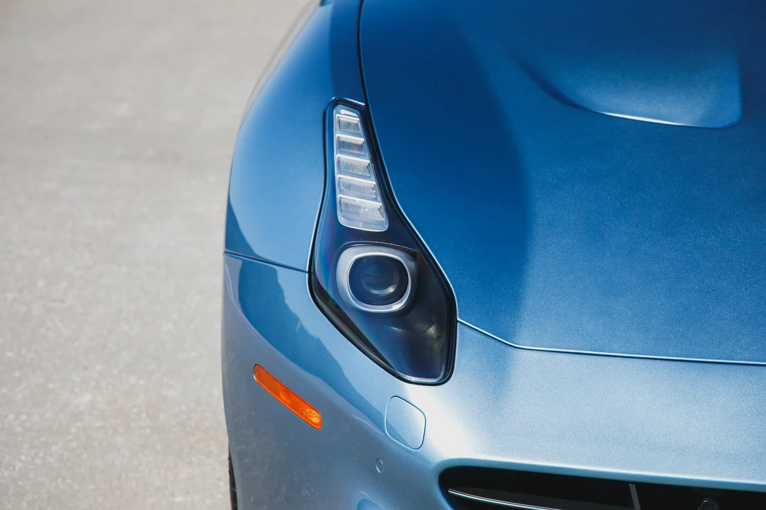 2017 Ferrari California T - Image 10 of 31
