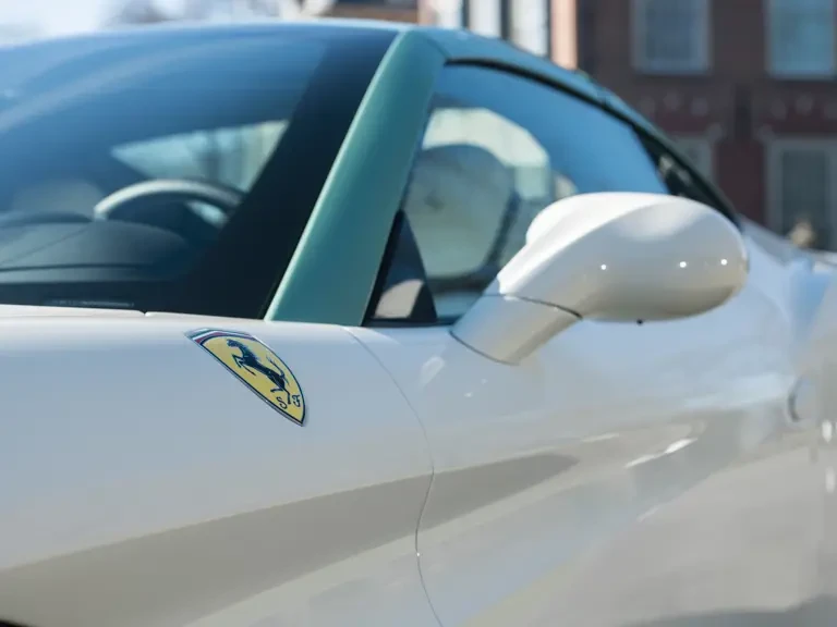 2017 Ferrari California T - Image 27 of 31