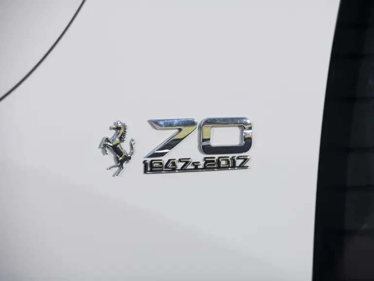2017 Ferrari California T - Image 7 of 31
