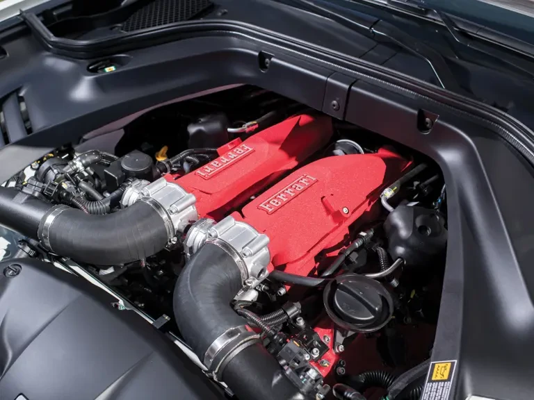 2017 Ferrari California T - Image 4 of 31