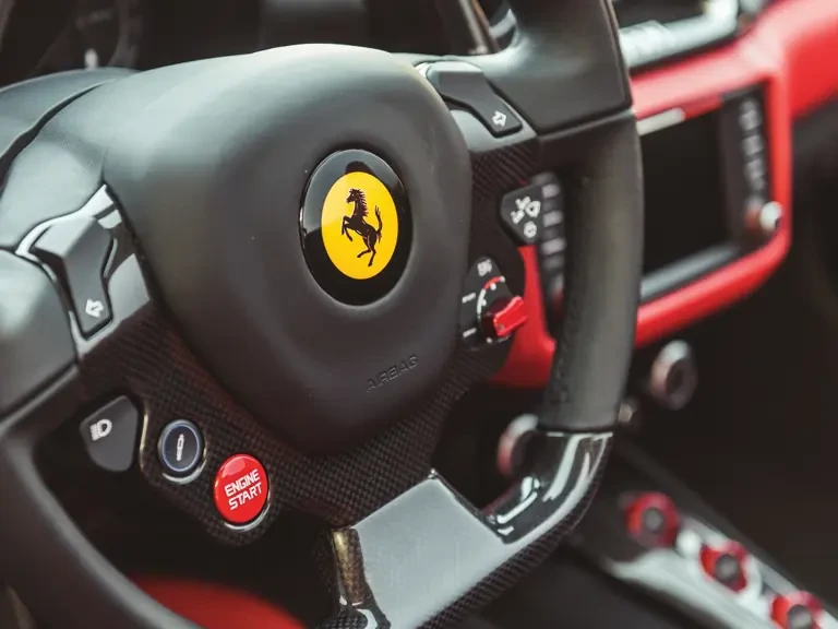 2017 Ferrari California T - Image 11 of 31