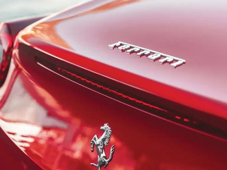 2017 Ferrari California T - Image 24 of 31