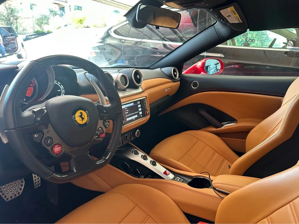 2017 Ferrari California T - Image 2 of 9