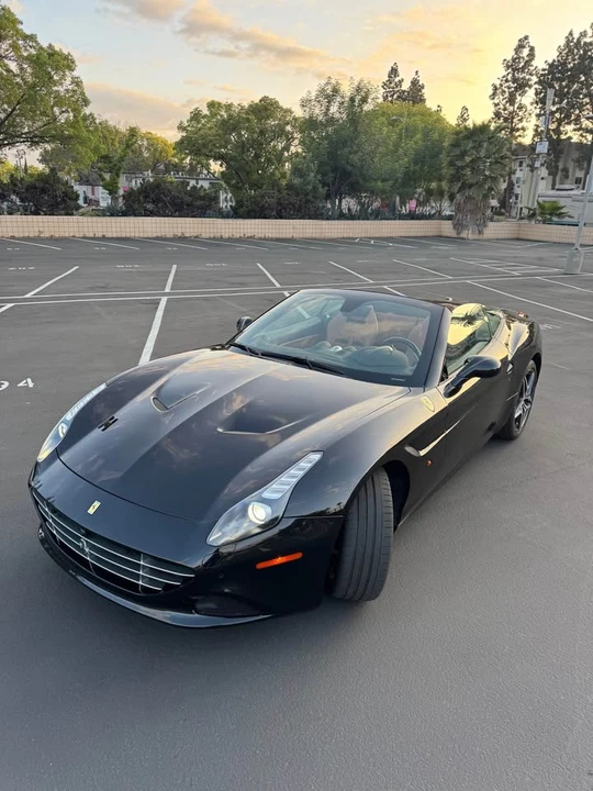 2017 Ferrari California T - Image 4 of 18
