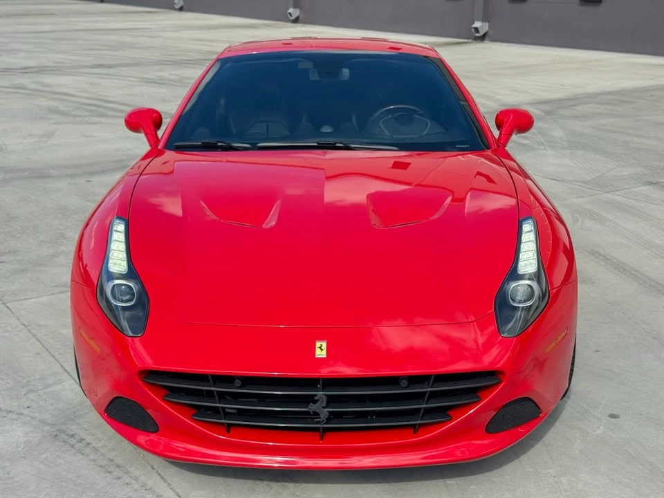 2017 Ferrari California T - Image 11 of 20