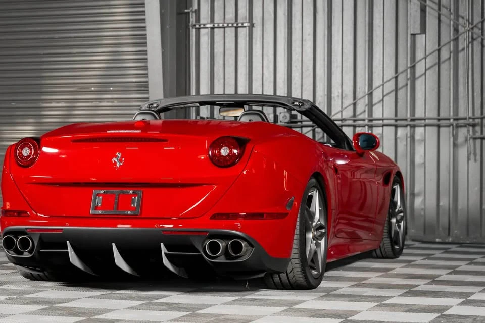 2017 Ferrari California T - Image 7 of 11