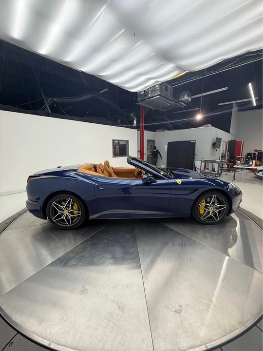 2017 Ferrari California T - Image 5 of 14