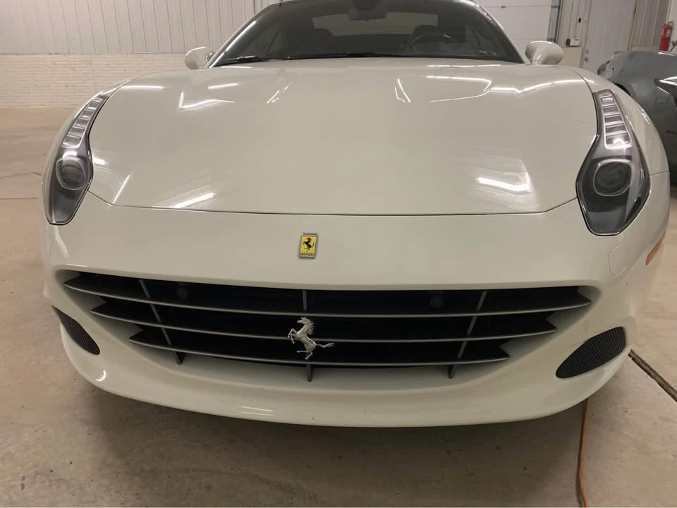 2017 Ferrari California T - Image 17 of 20