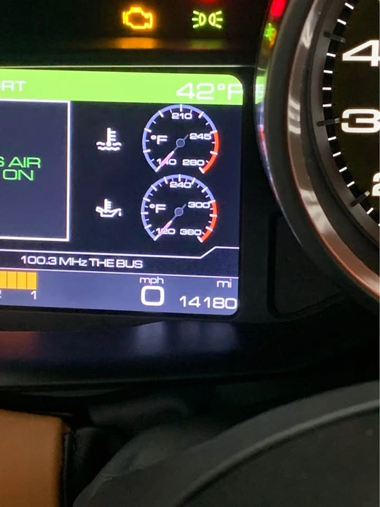 2017 Ferrari California T - Image 11 of 20