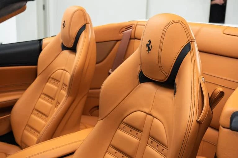 2017 Ferrari California T - Image 12 of 14