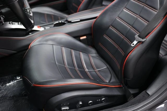 2017 Ferrari California T - Image 25 of 31