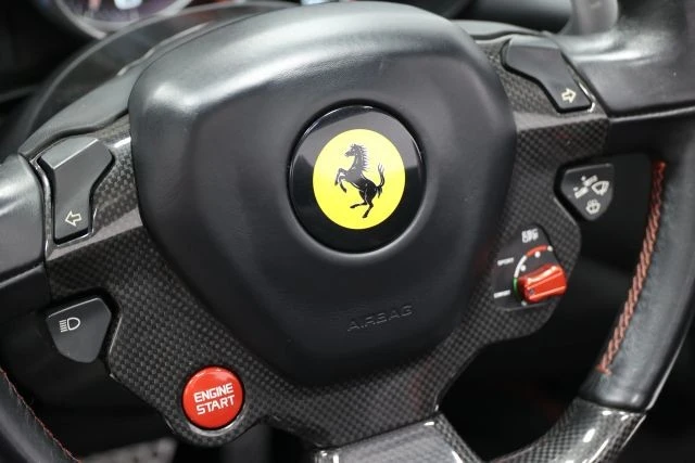 2017 Ferrari California T - Image 27 of 31