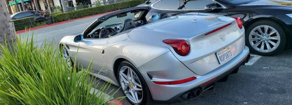 2017 Ferrari California T - Image 2 of 12