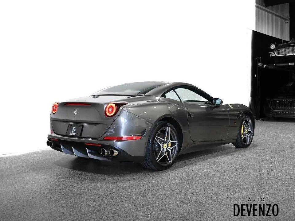 2017 Ferrari California T - Image 6 of 20