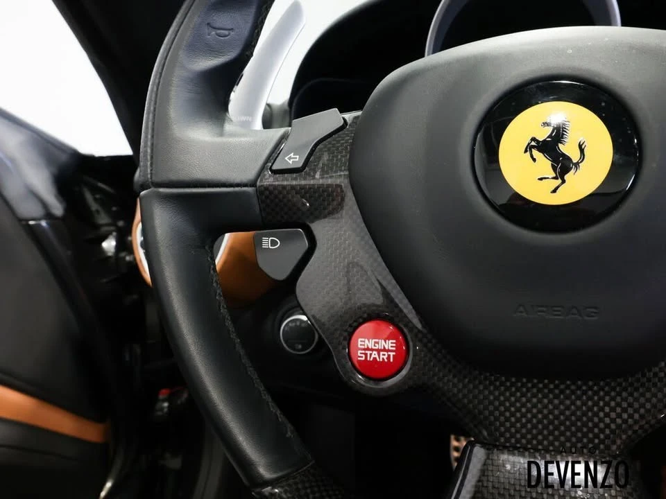 2017 Ferrari California T - Image 16 of 20