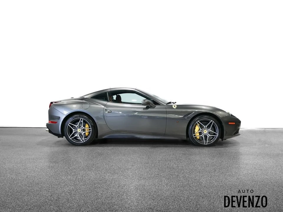 2017 Ferrari California T - Image 4 of 20