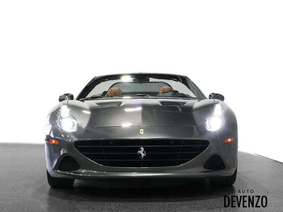 2017 Ferrari California T - Image 9 of 20