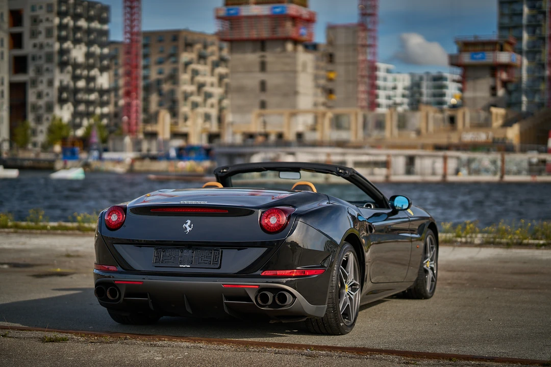 2016 Ferrari California T - Image 7 of 31