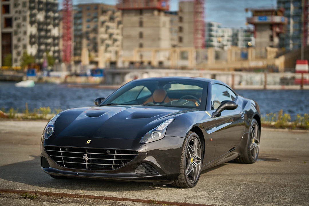 2016 Ferrari California T - Image 3 of 31