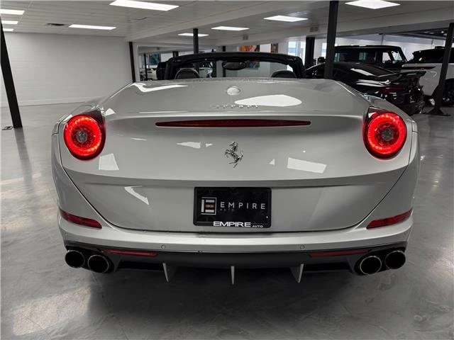 2017 Ferrari California T - Image 6 of 20