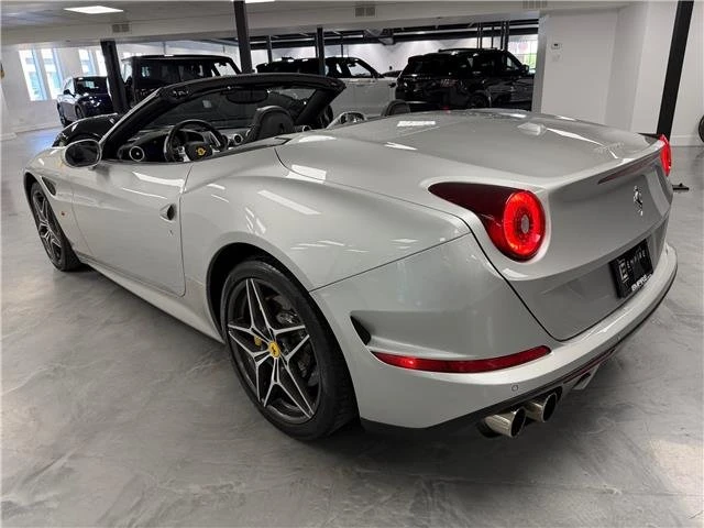 2017 Ferrari California T - Image 3 of 20
