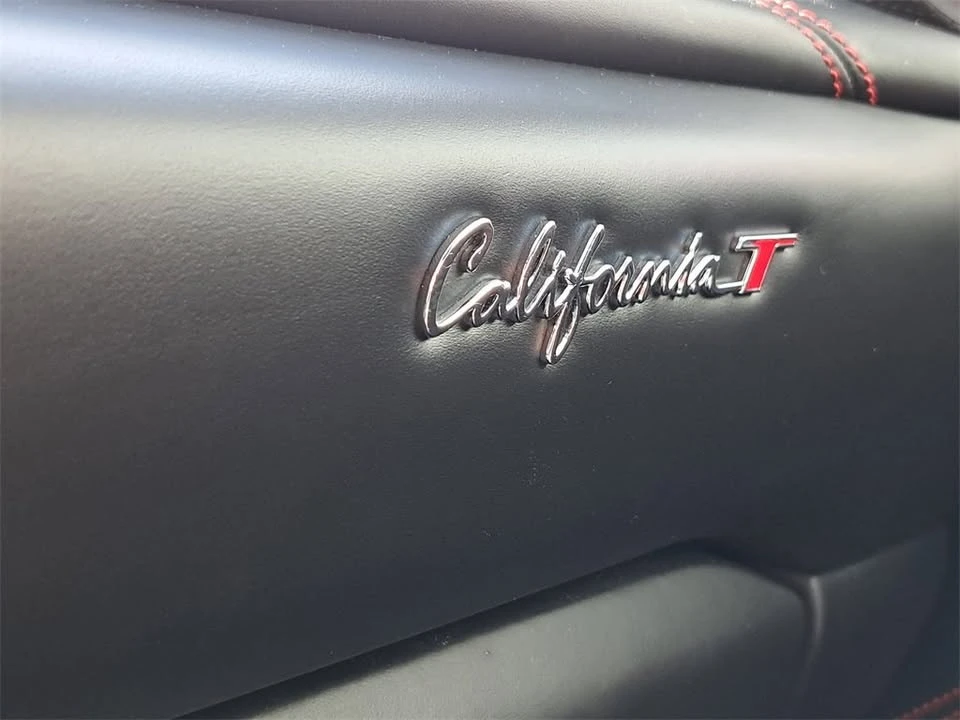 2017 Ferrari California T - Image 7 of 9