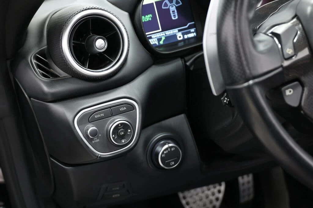 2017 Ferrari California T - Image 21 of 31