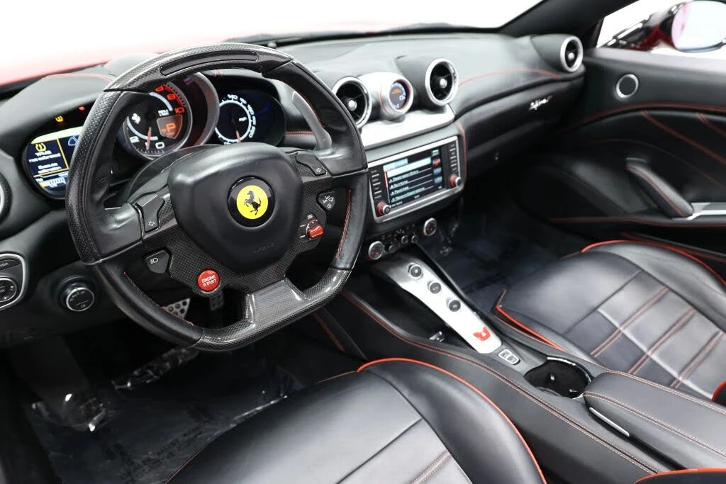 2017 Ferrari California T - Image 20 of 31