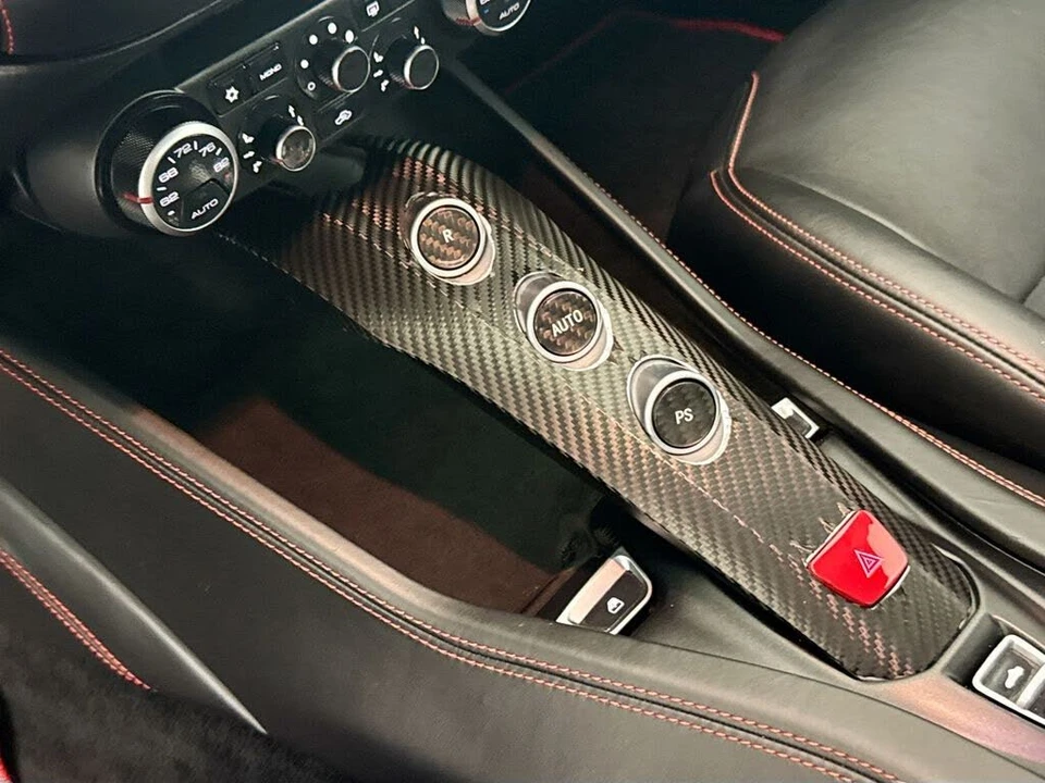 2017 Ferrari California T - Image 17 of 31